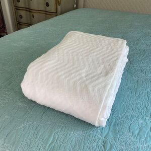 DOCOFIL chevron striped solid white King Duvet cover Portugal